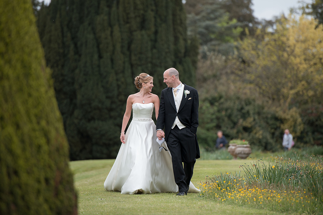 Beaulieu-Abbey-Wedding-Photography-31